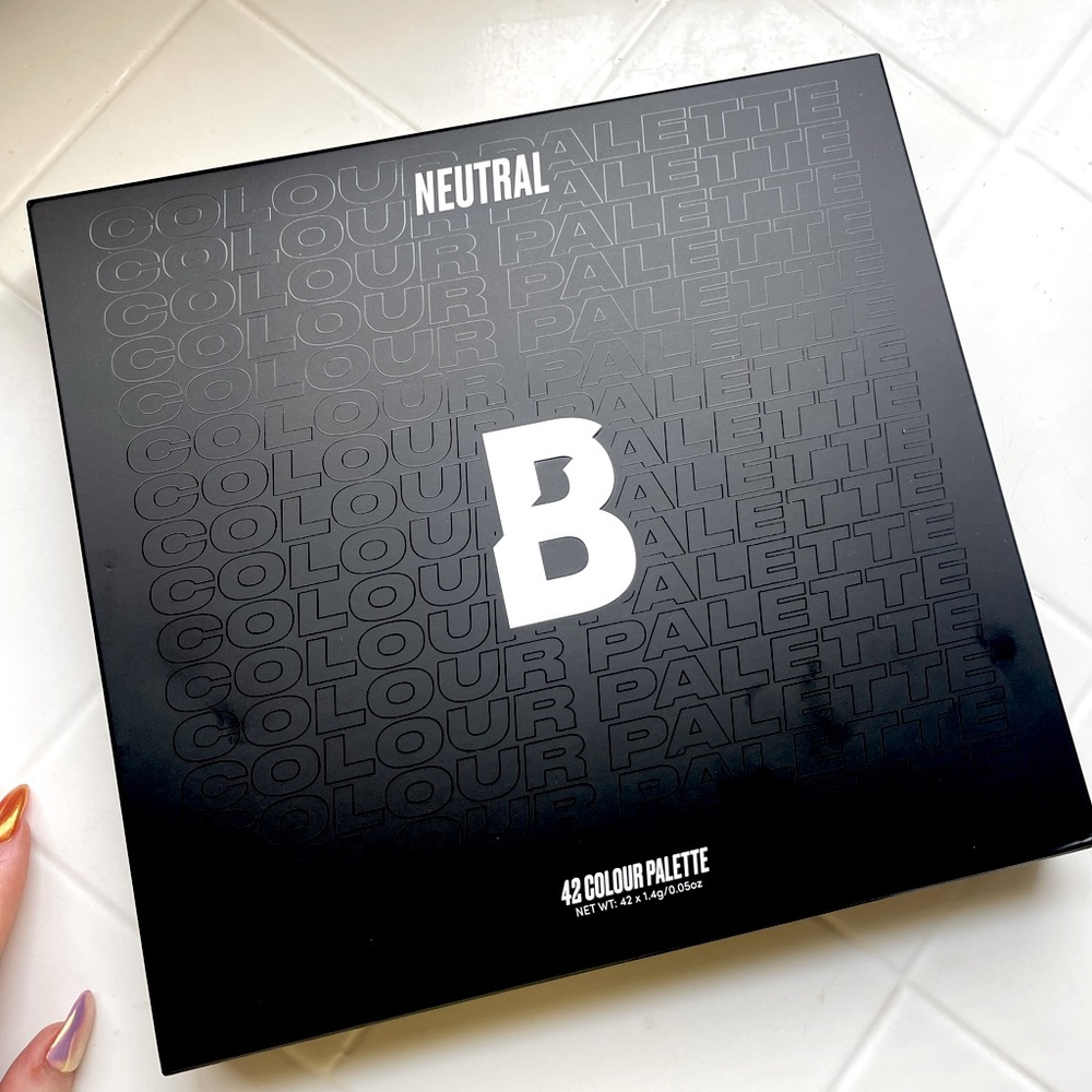 BEAUTY BAY NEUTRAL 42 COLOR EYESHADOW PALETTE - BRAND NEW & NEVER OPENED